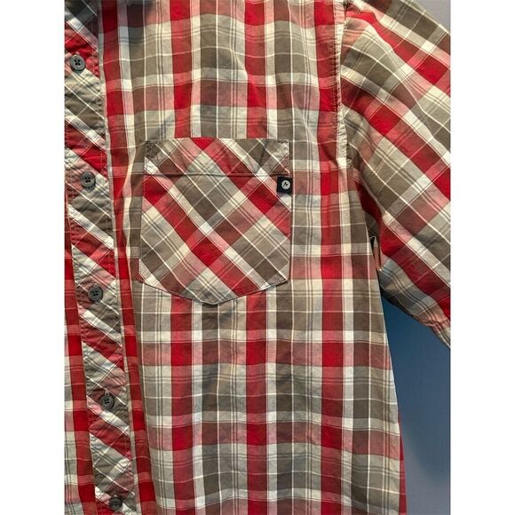 Marmot Men's Plaid Button-Up Shirt L Multicolor Short Sleeve Casual - Picture 2 of 10